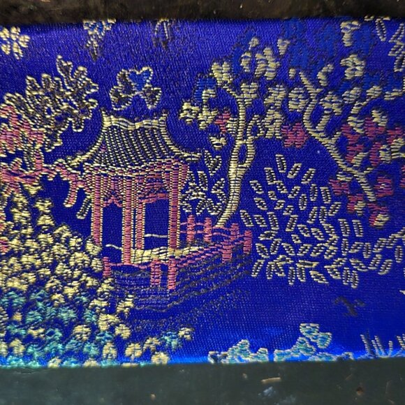 Brand New Asian Wallet - Picture 3 of 4